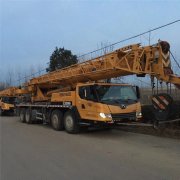 100吨吊车